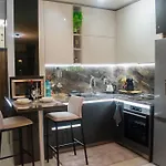 Nelly's Place 10 *