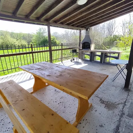 Апартамент Nelly's Place 10