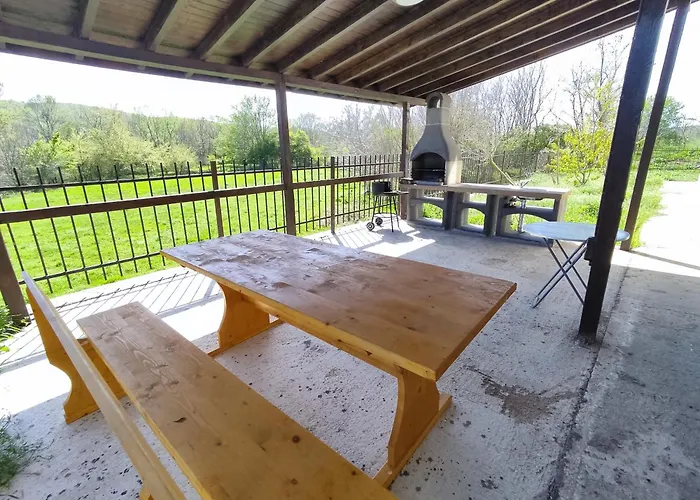 Апартамент Nelly's Place 10