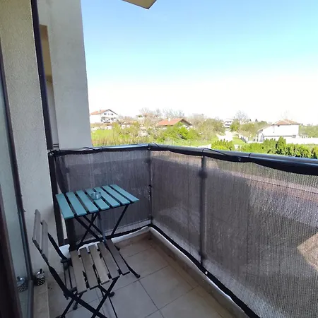 Nelly's Place 10 Școrpilovți